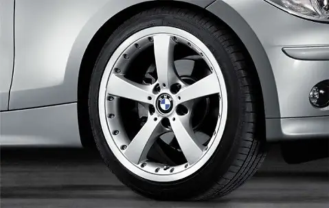 Jante Style 179 à rayons en étoile, jante composite pour BMW Série 1 E81 E82 E87 E88 Vente Flash