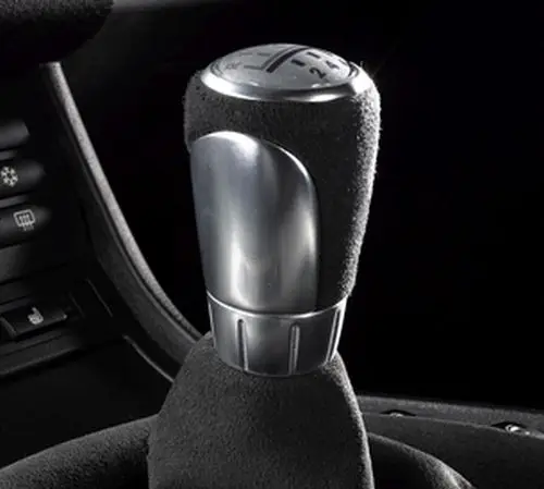 Réduction Pommeau de levier de vitesses BMW Performance avec soufflet alcantara BMW Série 3 E46
