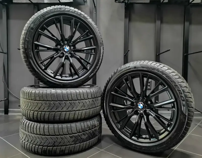 Achat Immédiat Roues complètes hiver 18&Prime; style 796M pour BMW Série 2 Coupé G42