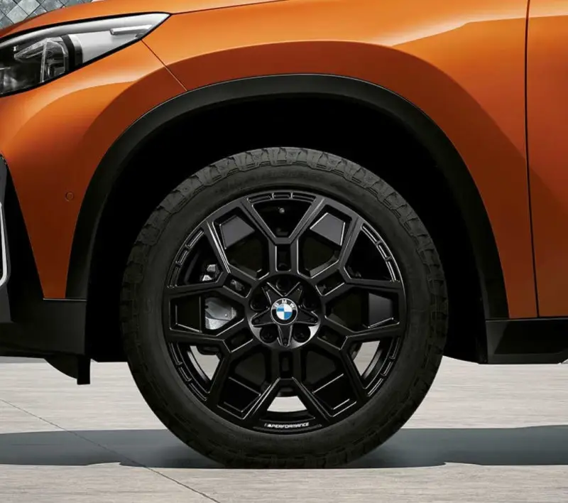 Roues complètes été 18" style 570M pour BMW Série 2 Activer Tourer U06 Vente Flash