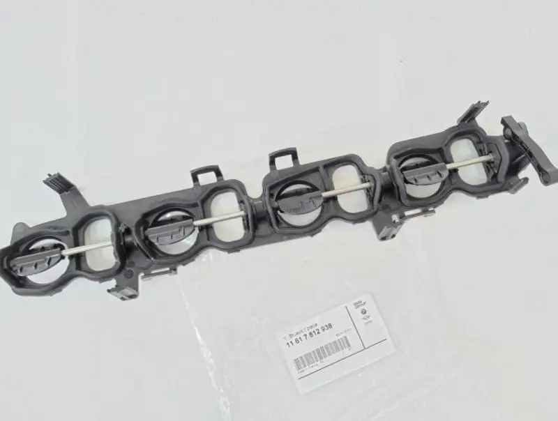 Support de joint conduite d&rsquo;admission avec régulateur de clapets pour BMW Série 1 F20 F21 (120d / 125d uniquement) Dernière Chance