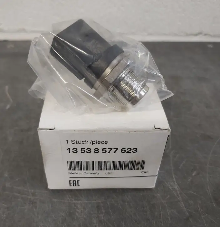 Vente Directe Capteur de pression de carburant BMW Série 3 F30 F31 F34 GT