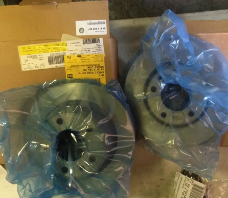 Plaquettes de freins arrière pour BMW M3 E30 Offre Spéciale