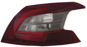 Remise Feu arrière extérieur droit PEUGEOT 308 II phase 2 T9 2017-2021, à LED, rouge/blanc, Neuf