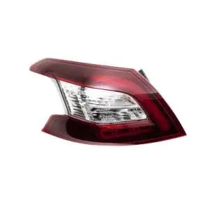 Nouvel Arrivage Feu arrière extérieur gauche à LED pour PEUGEOT 308 II phase 1, 2013-2017, Mod. 5 portes, Neuf